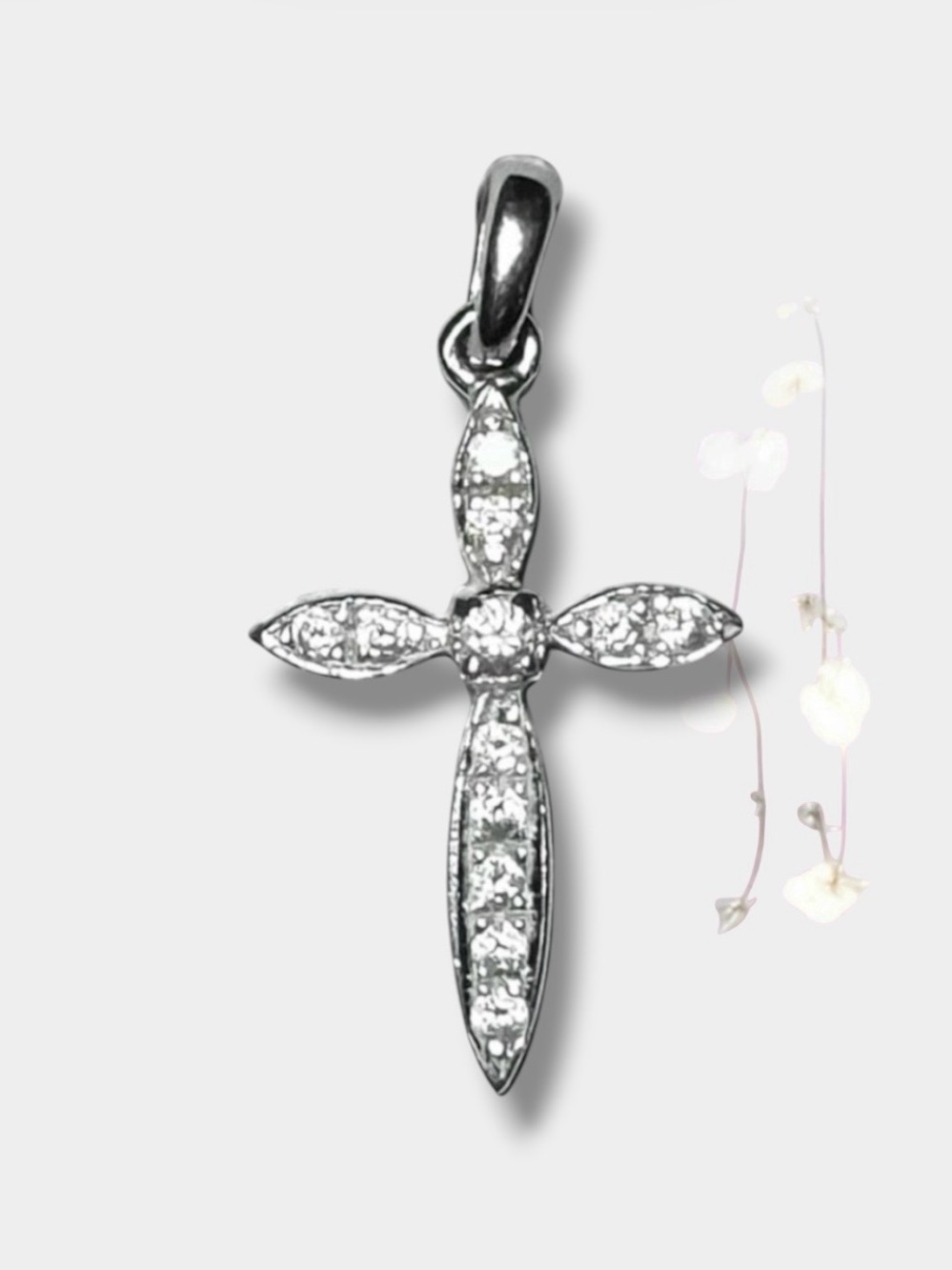 💞VINTAGE 14K White Gold Cross Pavé-Set Round Diamonds - Pendant Only - Picture 4 of 5